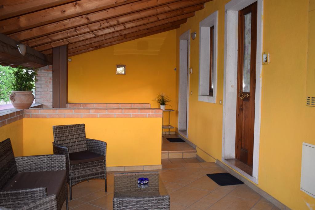Agriturismo Fior Di Pesco Hotell Sommacampagna Eksteriør bilde