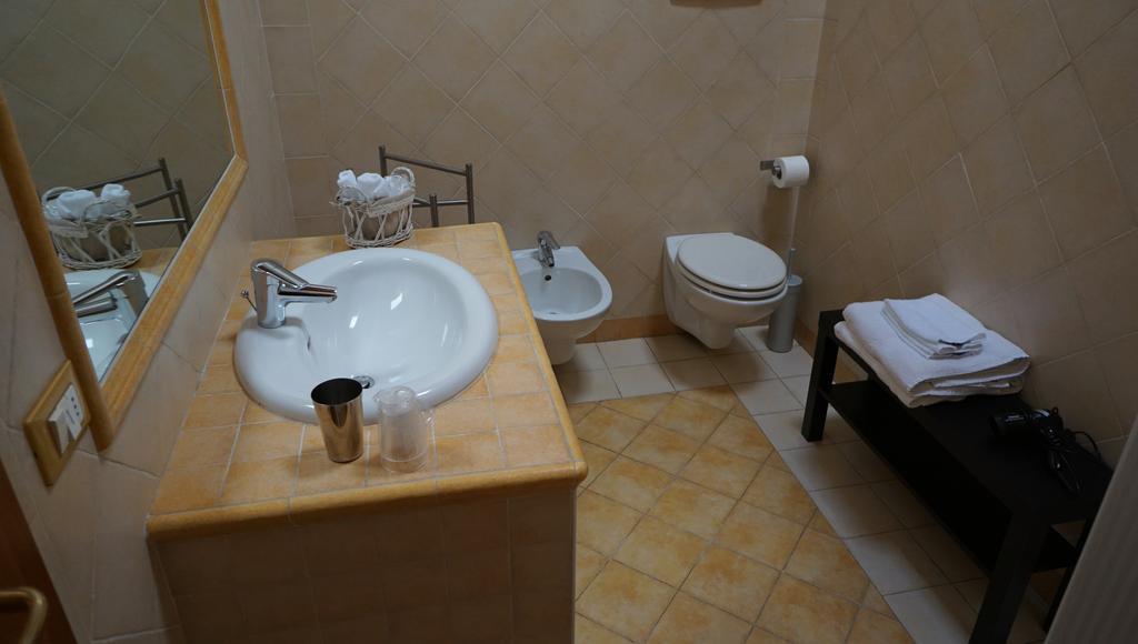 Agriturismo Fior Di Pesco Hotell Sommacampagna Eksteriør bilde