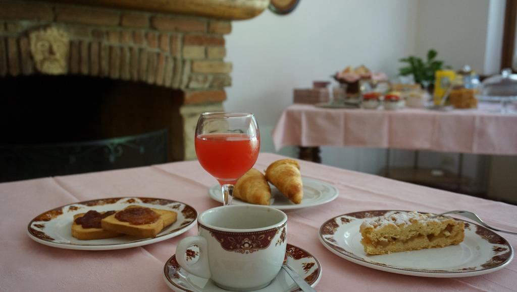 Agriturismo Fior Di Pesco Hotell Sommacampagna Eksteriør bilde